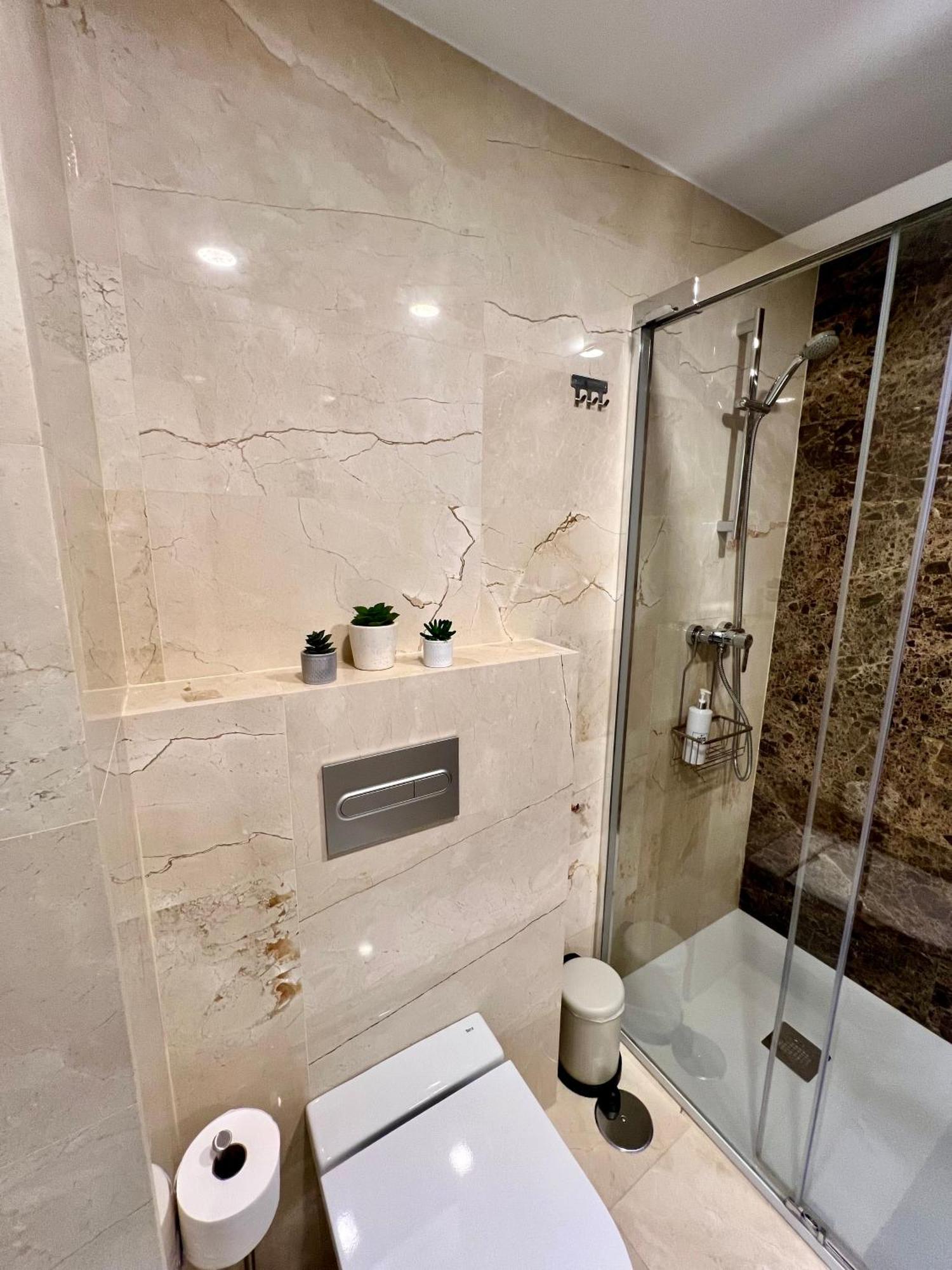 Apartamentos Prestige Suites Malaga IV Kültér fotó