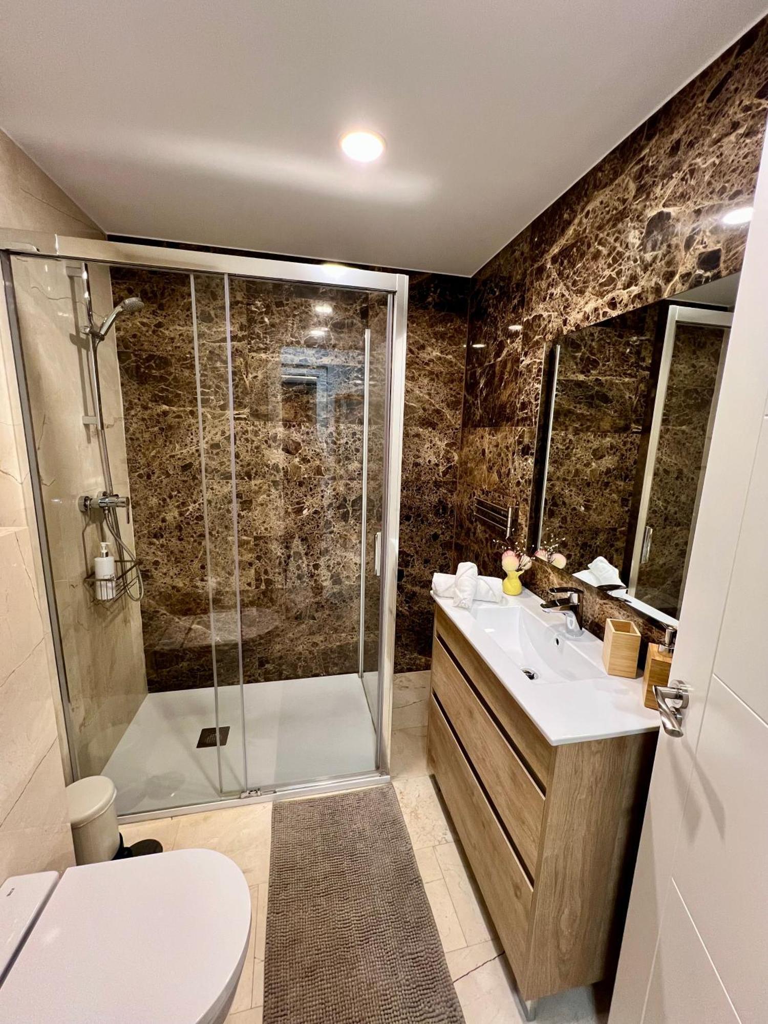 Apartamentos Prestige Suites Malaga IV Kültér fotó