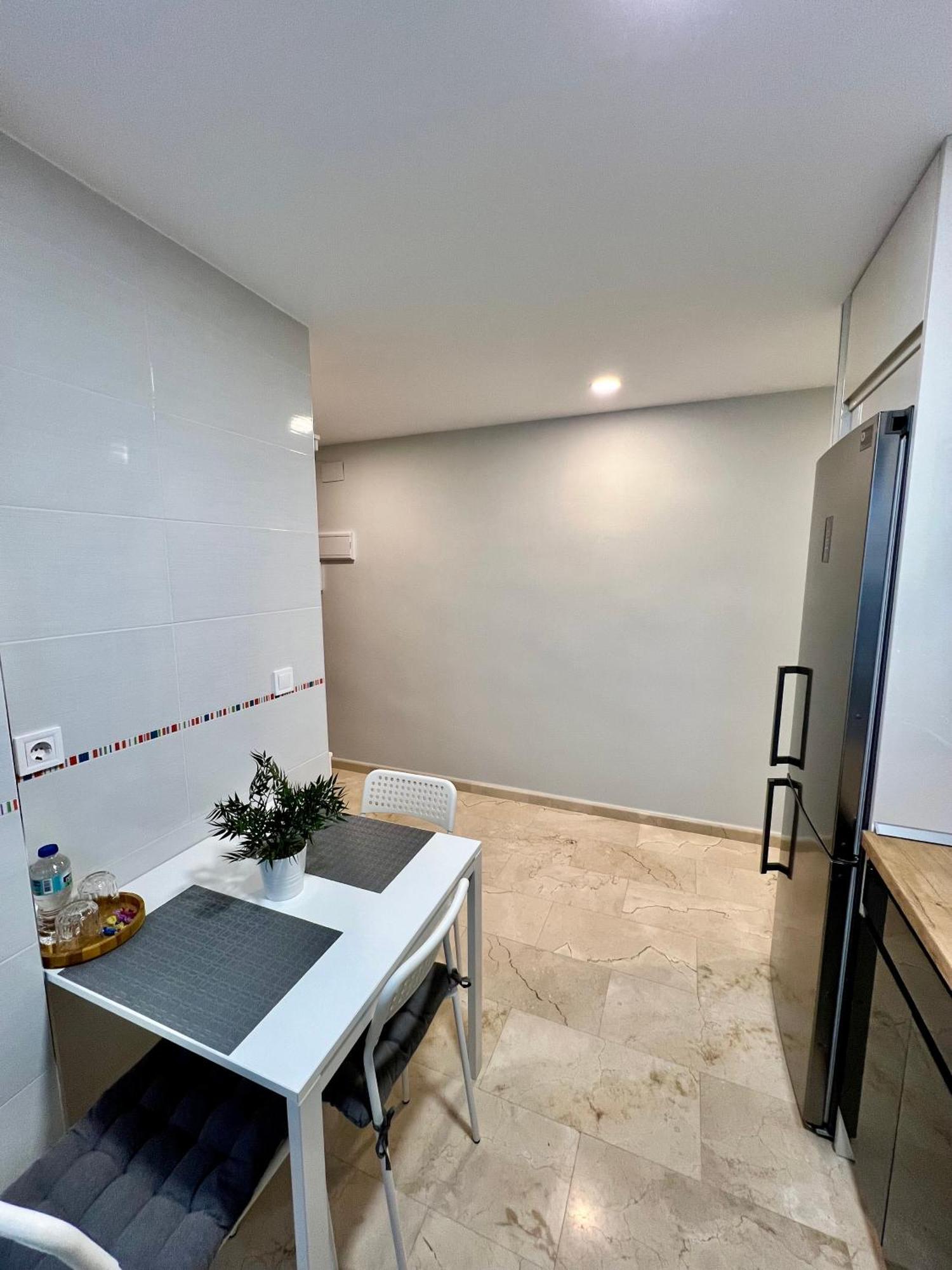 Apartamentos Prestige Suites Malaga IV Kültér fotó